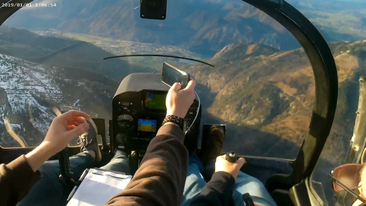 Silvesterflug 31 12 22 Traunsee und Berge