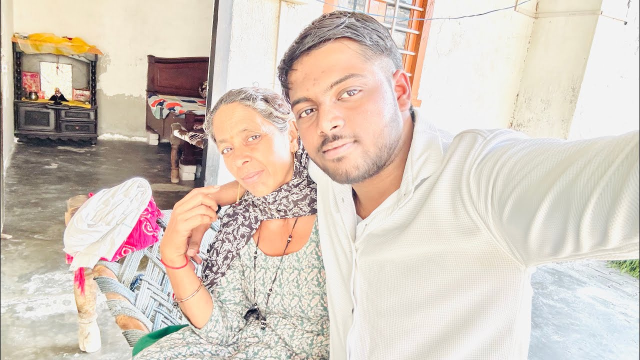 Milyee meri 🌍sabs badee ✅wali Bhua ❤️g se 