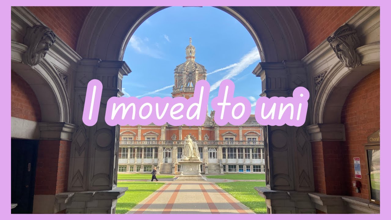 I moved in to university!