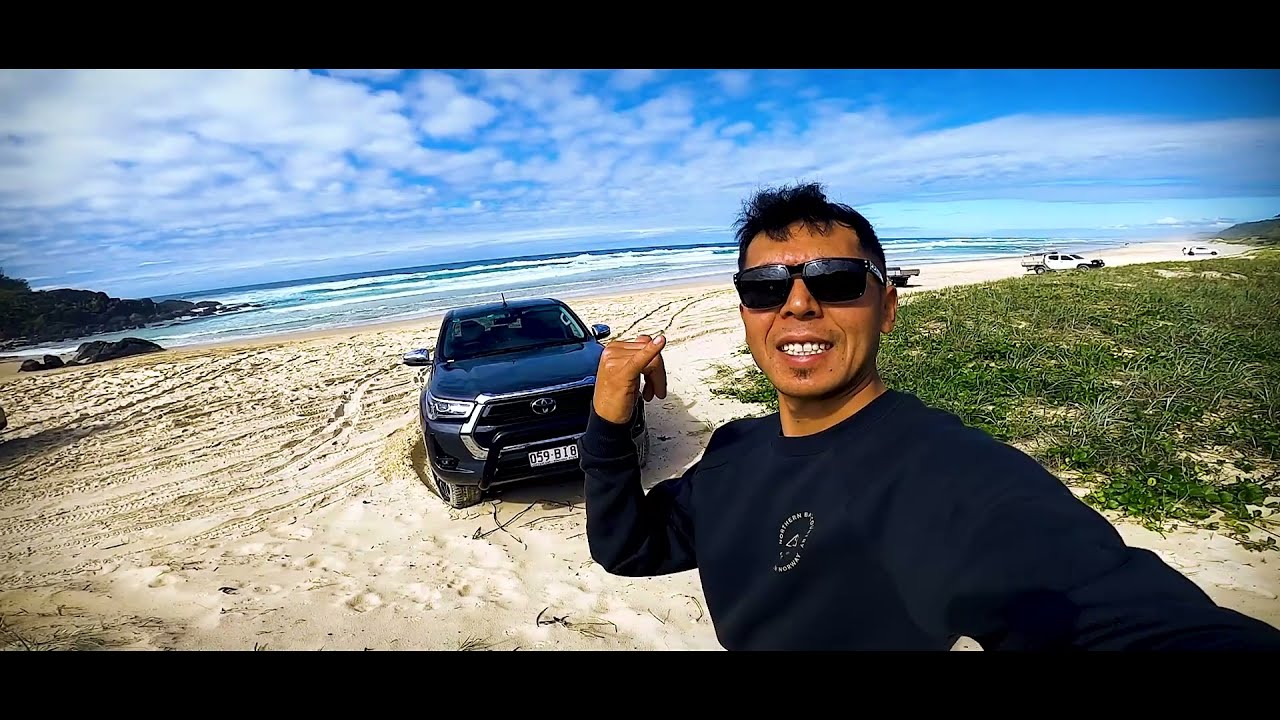 my frist 4 wheel drive on the beach    چگونه از  روزهایی تعطلی خود استفاده کنیم