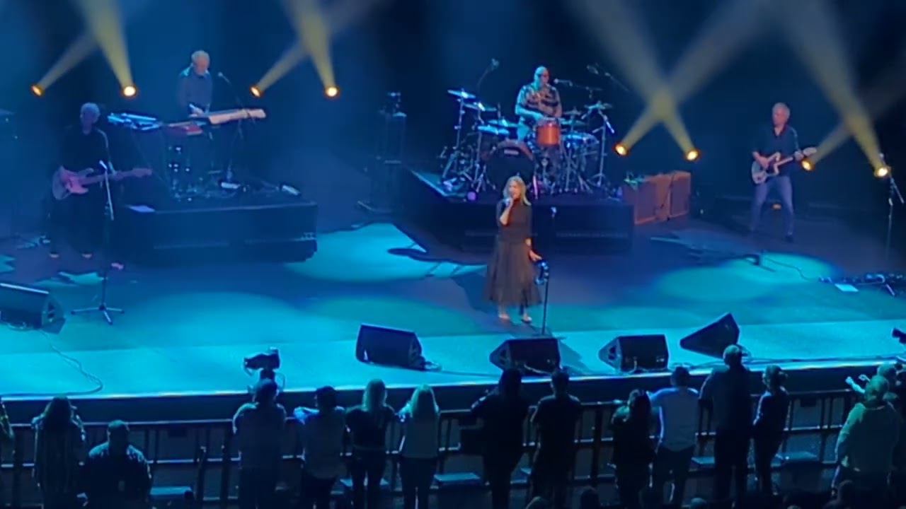 Belinda Carlisle at OLG in Niagara Falls Canada. Great performance and memories ! #belindacarlisle