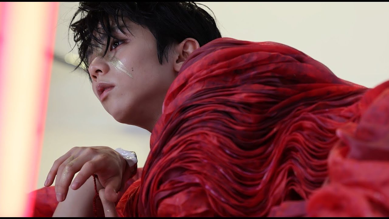 【 羽生結弦 × 蜷川実花 】『孤高の原動力』フォトセッション｜AERA
