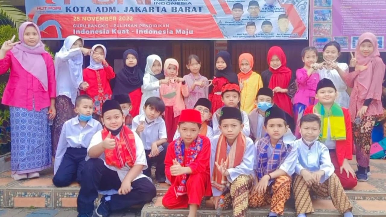 Foto baren temen sekolah😋😎
