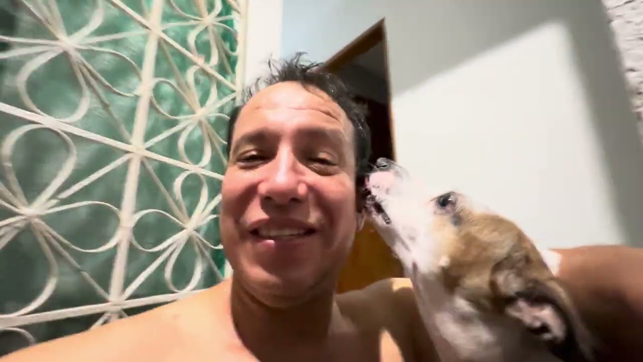 Lucas y sus medias antideslizantes 