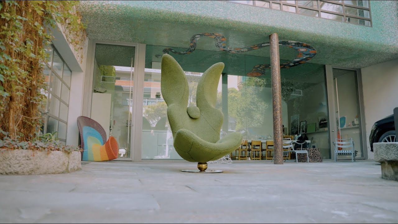 Green Rabbit by PJ Natuzzi, Negramaro and Fabio Novembre