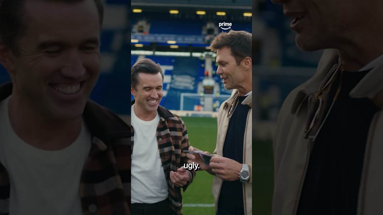 Tom Brady stitches Robert McElhenney up 😂 #tombrady #robmcelhenney #birmingham #wrexham