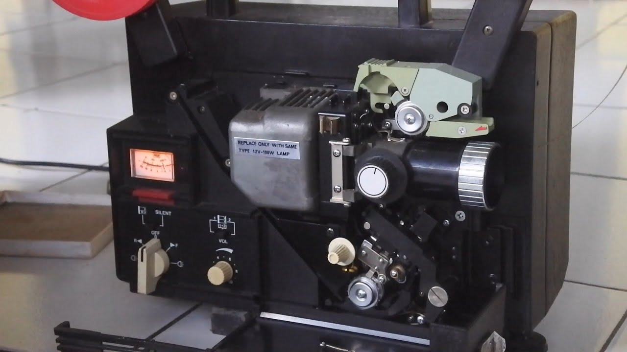 Proyektor Elmo sound ST-600 M (8mm cinema)