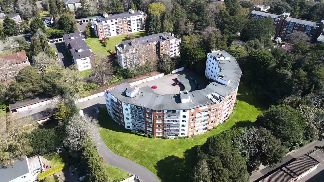 Welcome to Greenacres, The Avenue, Branksome Park, Poole