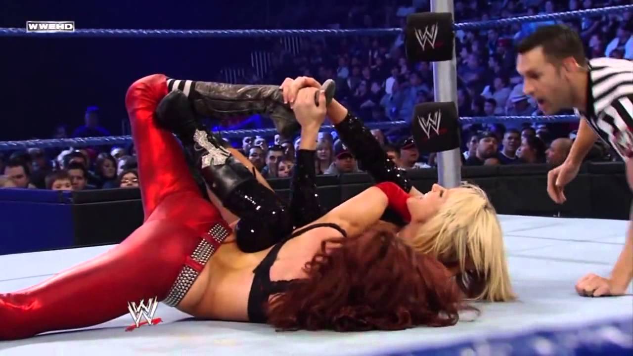 720pHD: WWE SmackDown! 2009: Michelle McCool vs Maria