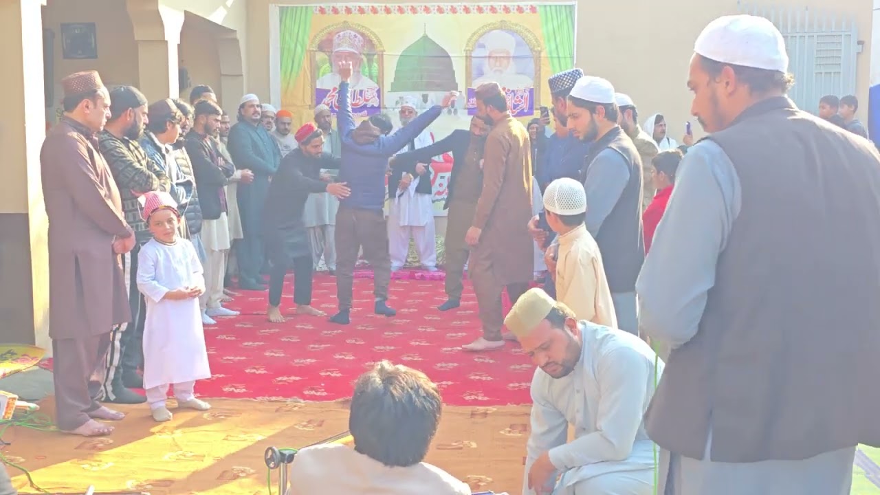 کلام: ﺁﺝ ﺭﻧﮓ ﮨﮯ اے ﻣﺎﮞ ﺭﻧﮓ ﮨﮯ ﺭﯼ۔  گوندل سیالکوٹ۔