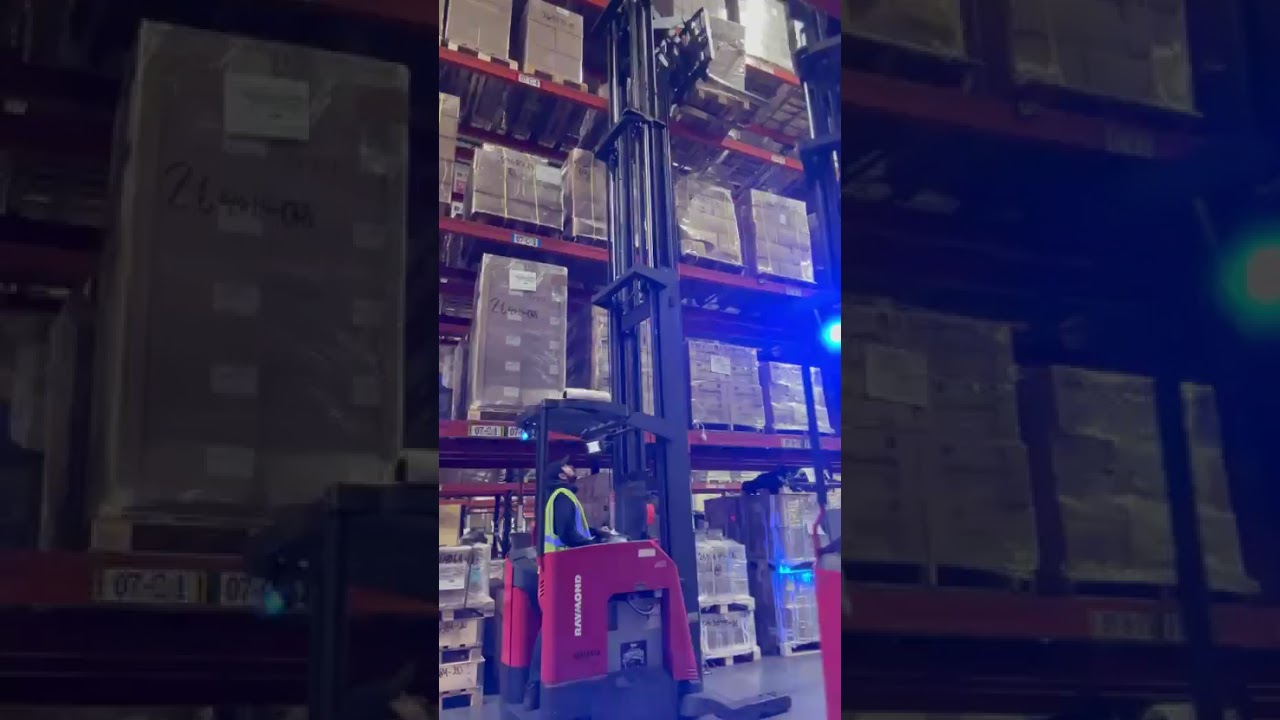 Pallet save off the racks from poor placement Master @WORK 