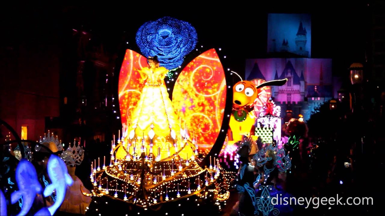 Hong Kong Disneyland: Disney Paint the Night Parade (Clip from Main Street USA)