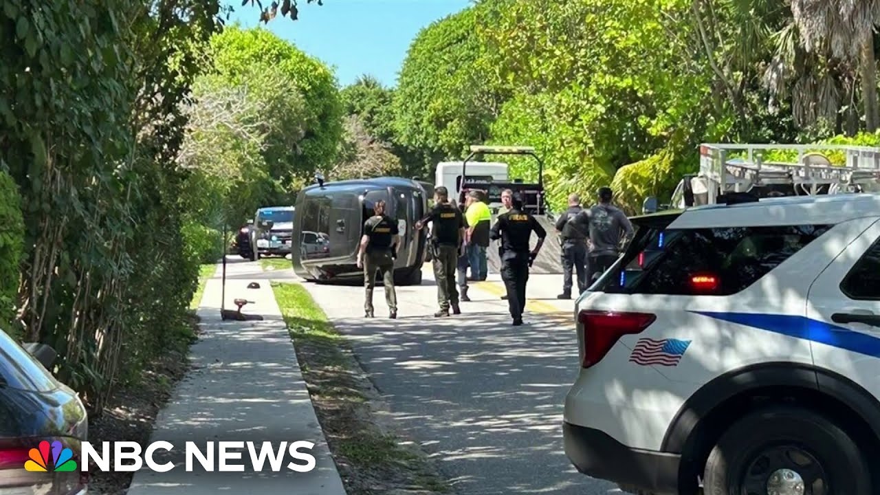 Tiger Woods involved in rollover crash in Florida