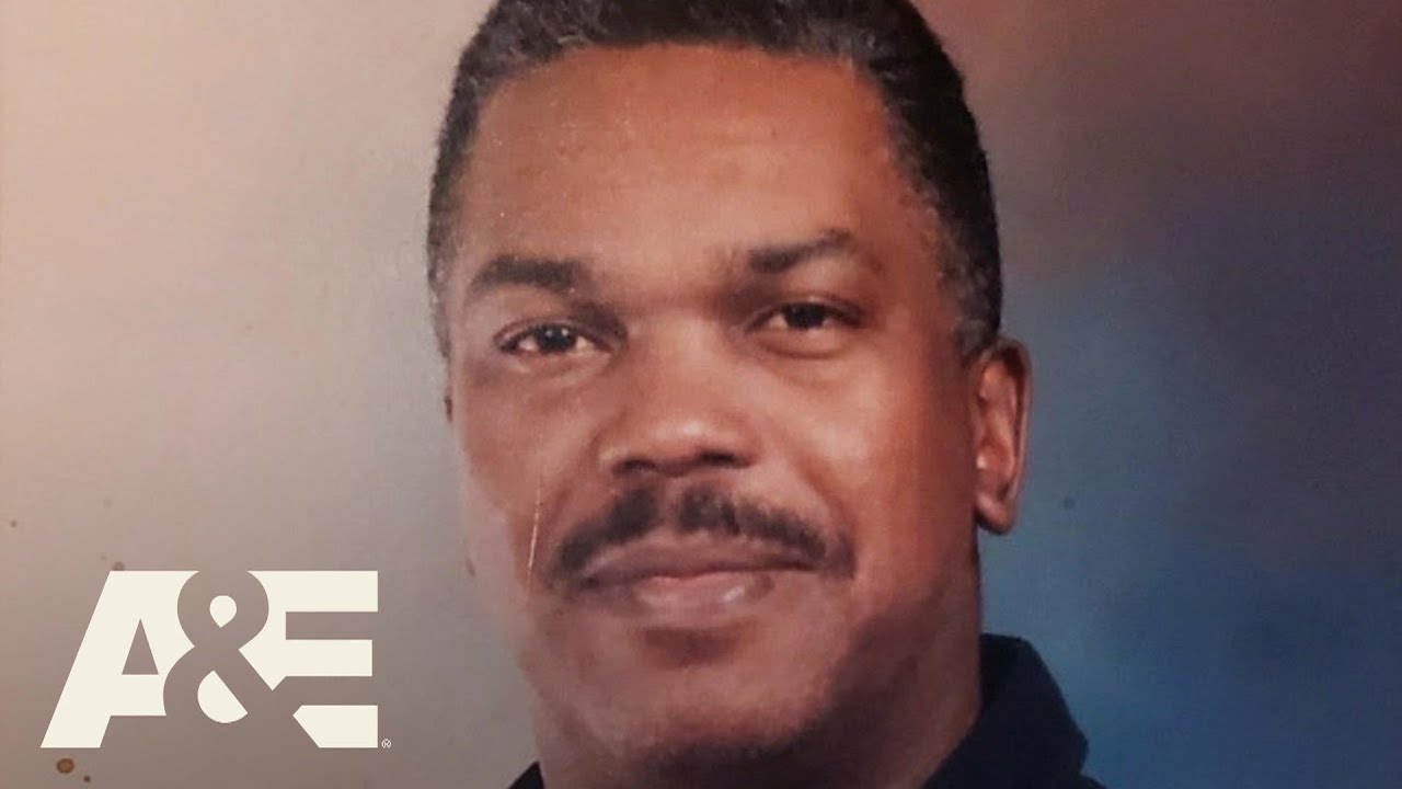 Investigator Gets Man To Confess To Killing Postman | Killer Confessions | A&E