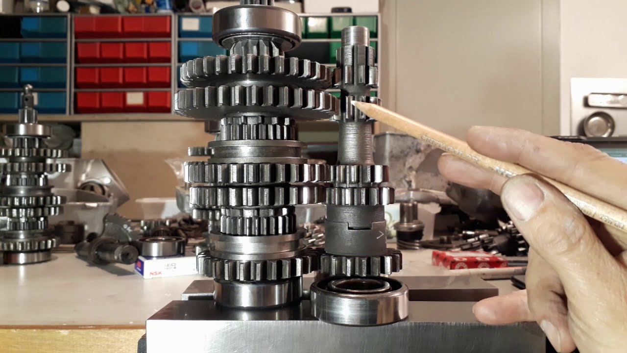 Dnepr Getriebe - Teil 7, Distanzieren & Positionieren / Dnepr Transmission - part 7, shaft clearance