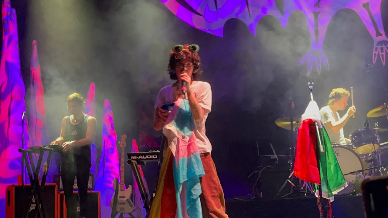 Cavetown (Live CDMX 2023) - Juliet + Home