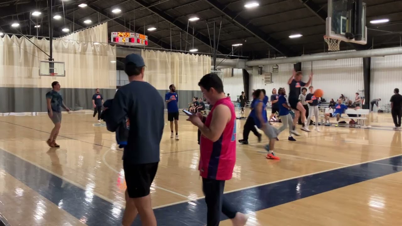 DeerCars vs Victorious Secret - OSSO Sports Basketball Sunday Late Winter 2026 Week 3 Baseline View