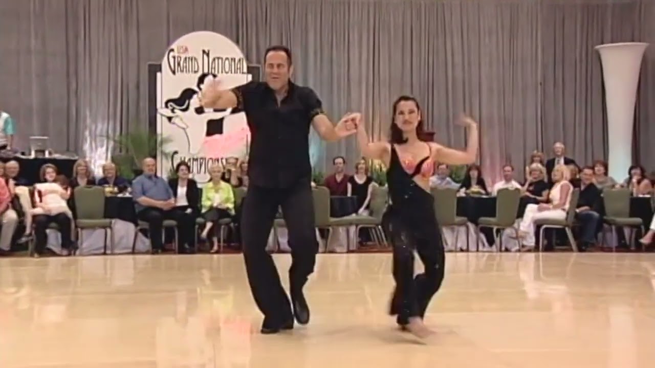 Barry Jones and Patty Vo - 2010 USA Grand Nationals Showcase (NASDE)