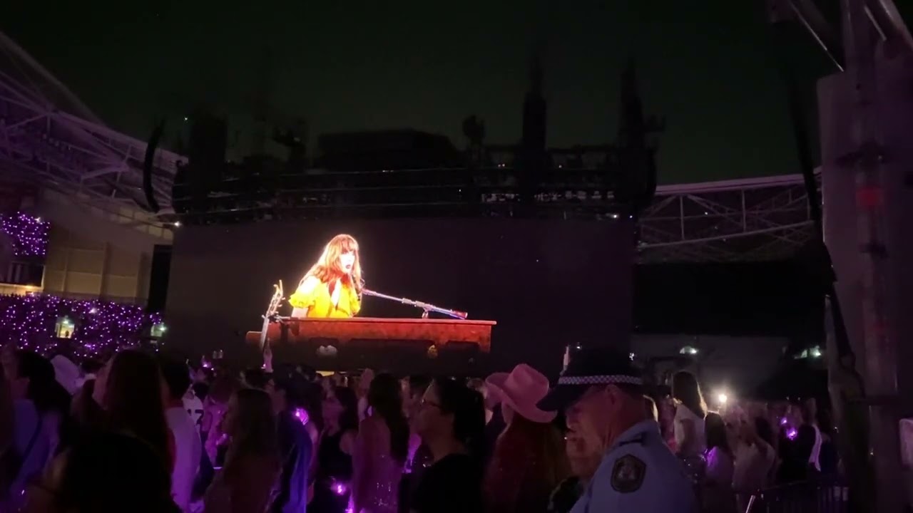 Taylor Swift | The Eras Tour Surprise Songs (Haunted & Exile) Sydney N3