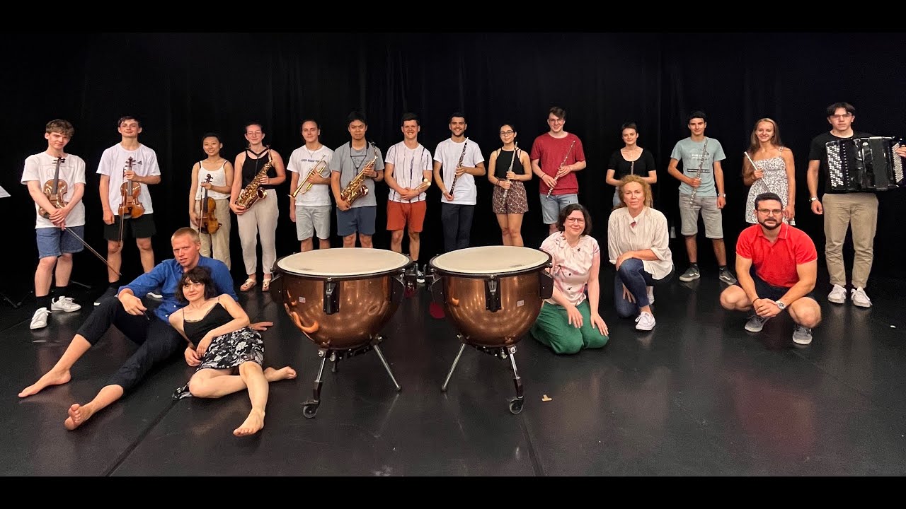 YOUNG DIGITAL CLASSIC 2022 - Flashmob in Vienna aims to inspire enthusiasm for classical music.