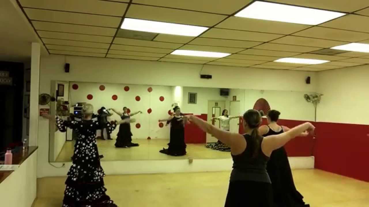 Sevillanas con bata