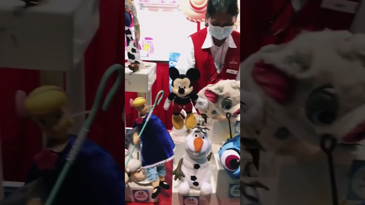 Disney on ice 2023 loots and shopping #disneyonice2023 #cute #disney #fyp #shopping