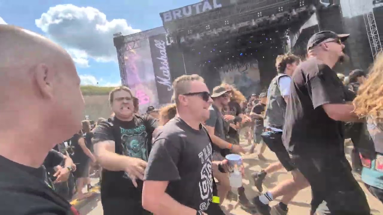Warbringer - Living Weapon (Brutal Assault 2025)