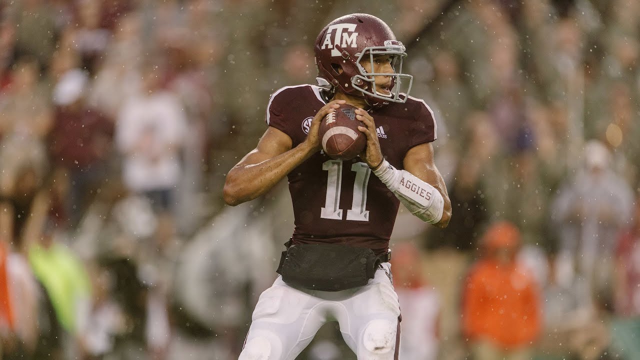 Kellen Mond FIRES Passes Through Tight Windows