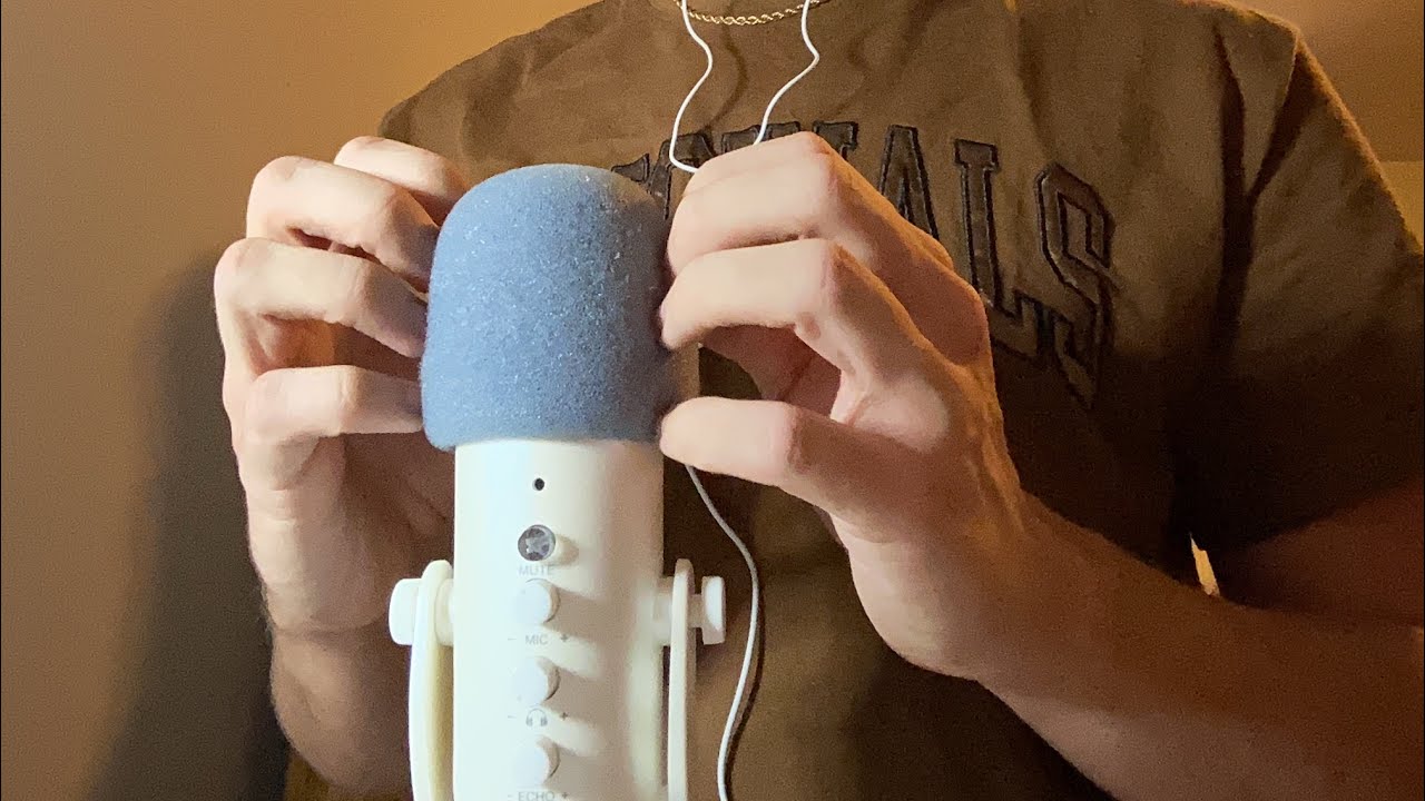 10 Minutes of Mic Scratching with Cover (no talking)