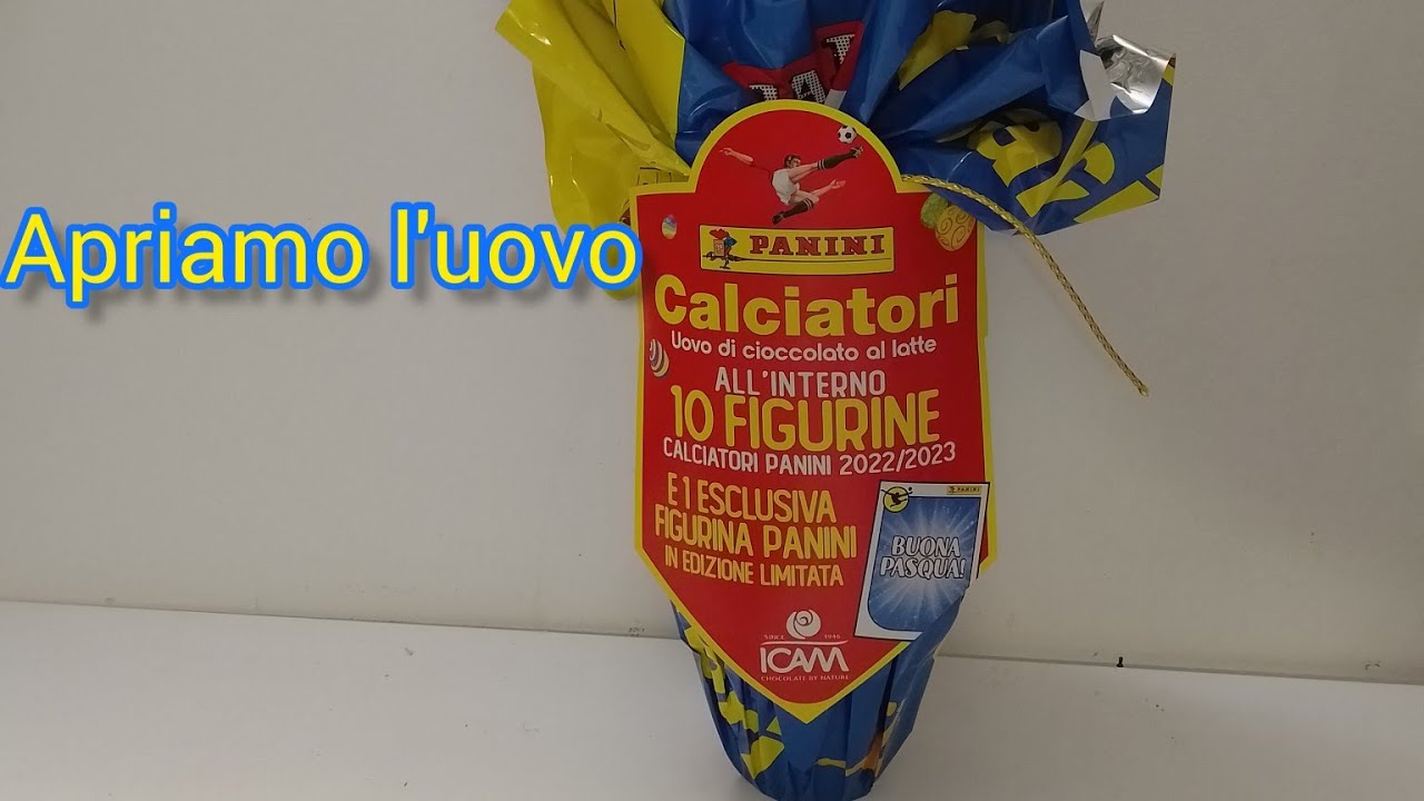 Apriamo l'uovo di Pasqua dei Calciatori panini 2023 e scopriamo la sorpresa