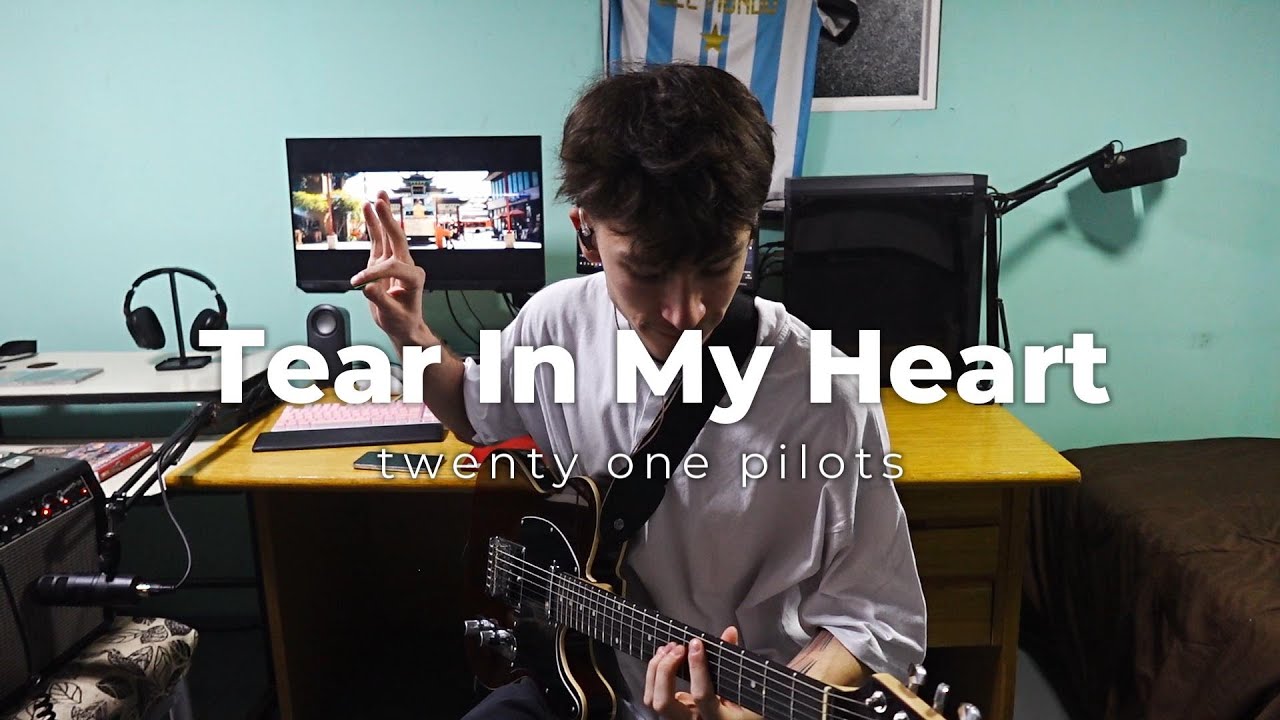twenty one pilots: Tear In My Heart (guitar cover)