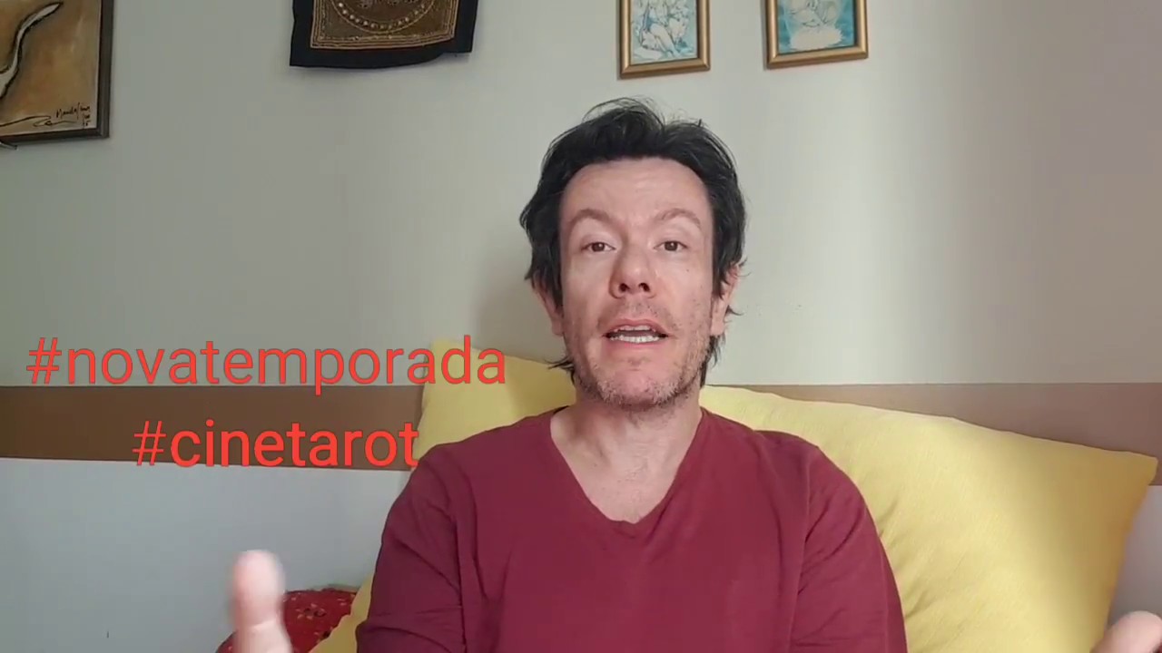 TAROT DO M&Ecirc;S -