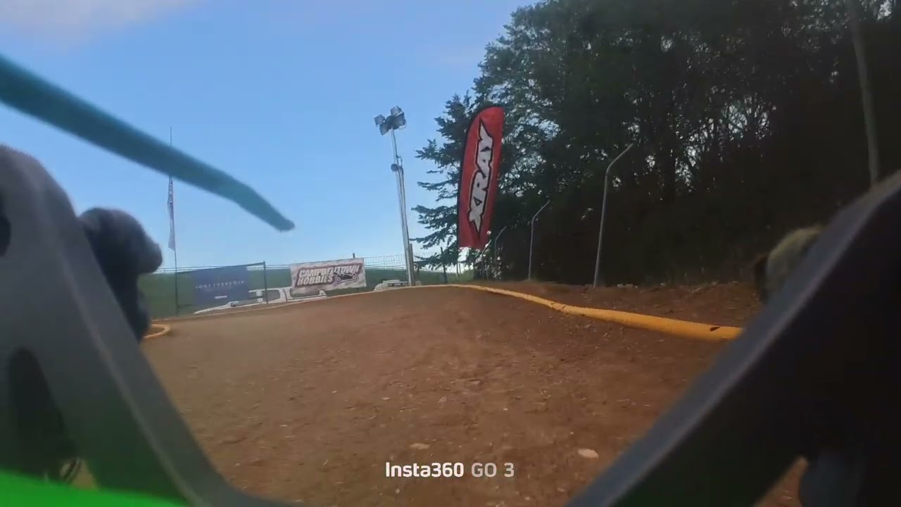 Truck qualifying round number four 