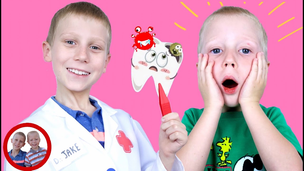 Brush yor teeth before bed time! | Doctor set toys |Dentist pretend play by Mike and Jake|डॉक्टर सेट