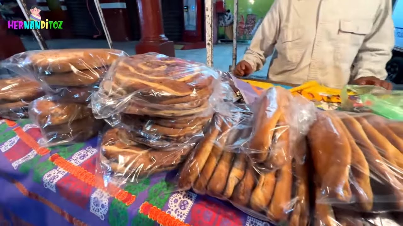 Llegando al Pueblo JAIMITO el CARTERO / TANGAMANDAPIO por la NOCHE