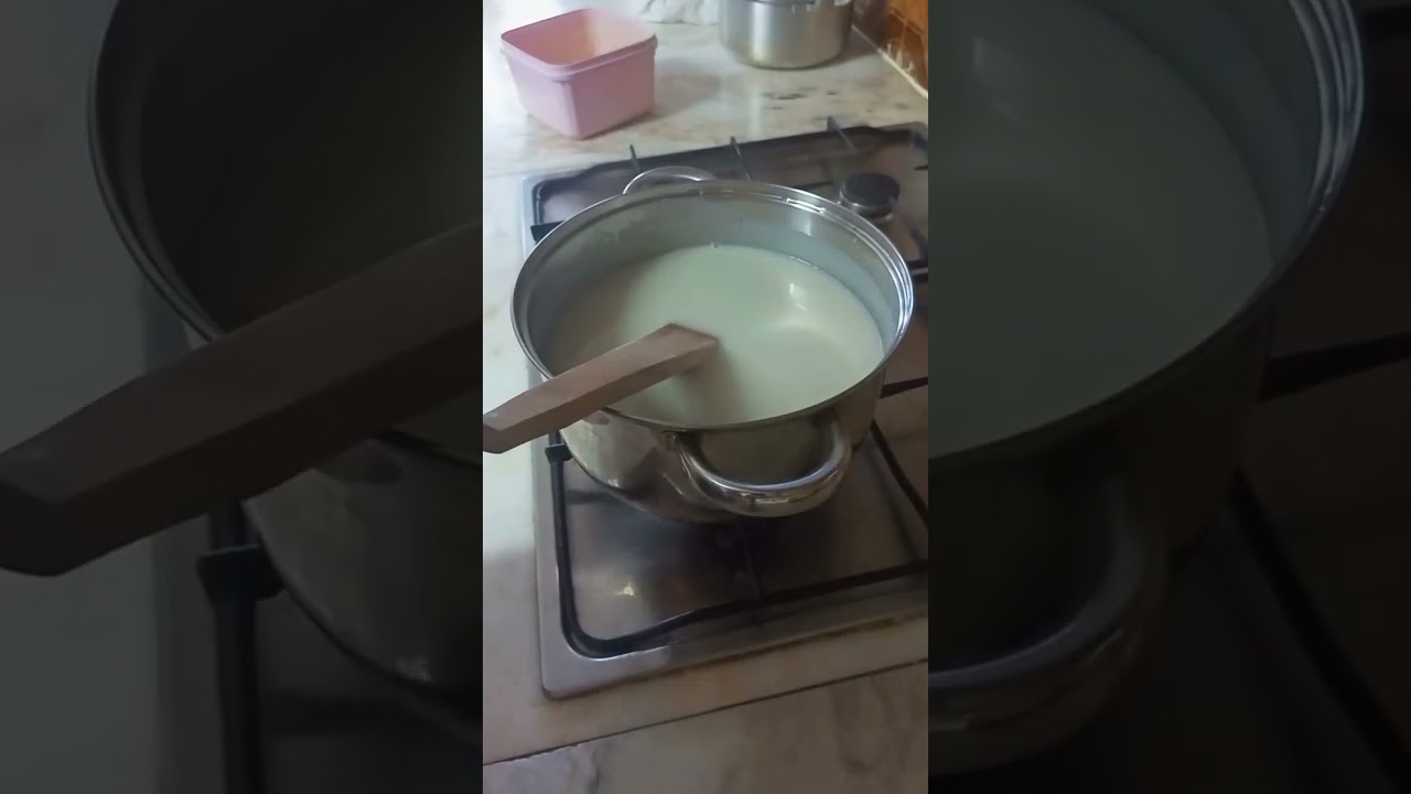how to cook African meal Tuwo swallow (corn flour)