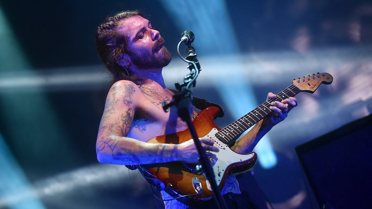 Biffy Clyro - Mountains (Radio 1's Big Weekend 2016)
