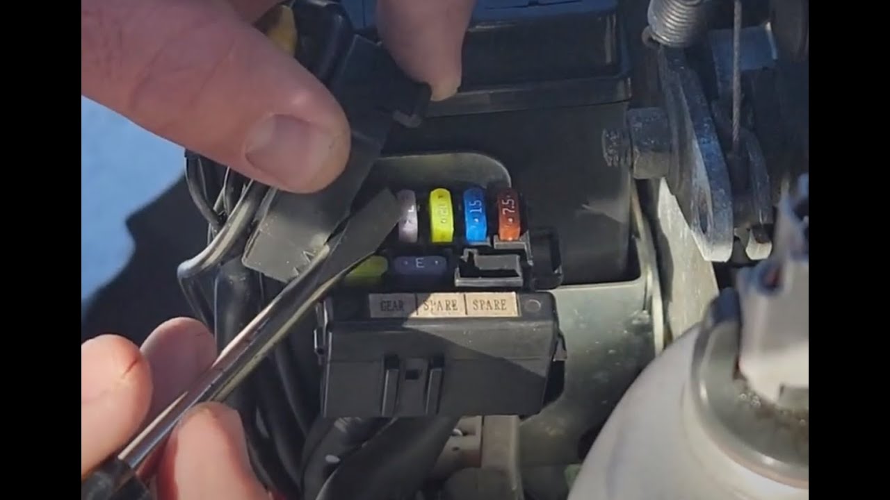 Предохранитель Yamaha Phazer перегорел