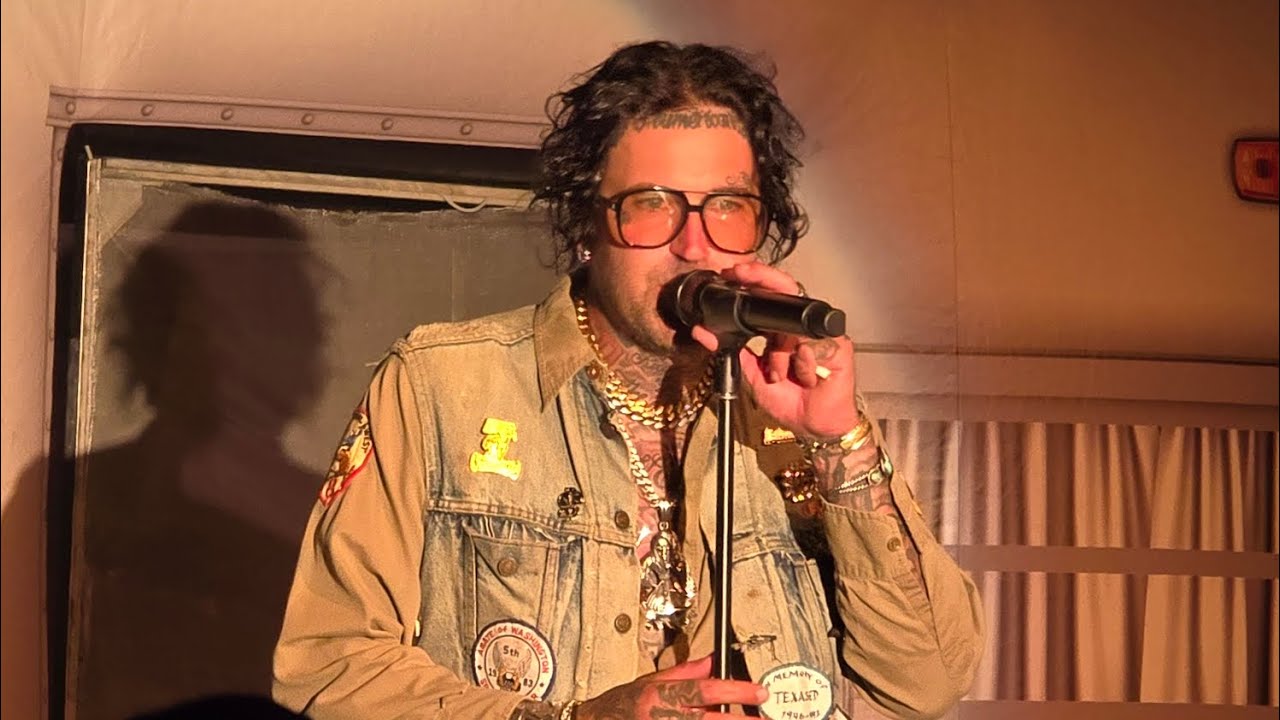 Yelawolf - Simple (Live) 45 Tour