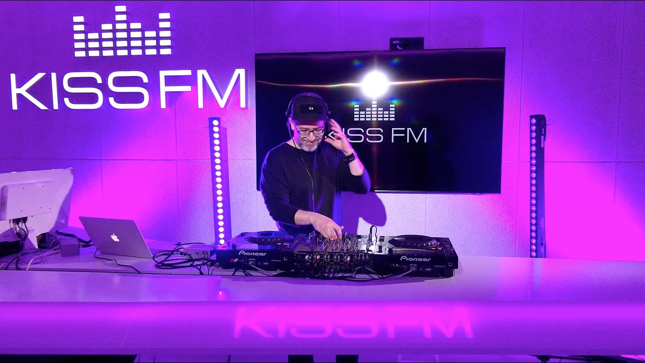 Mr.Sunny &ndash; Live @ KISS FM Ukraine [House & Tech House DJ Mix]