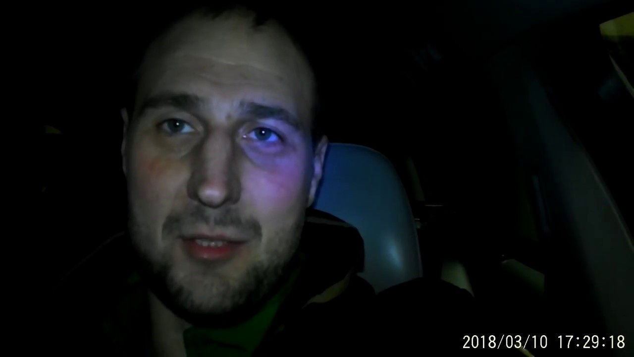 VW Jetta 2008 лючок бензобака не открывается. Что делать?