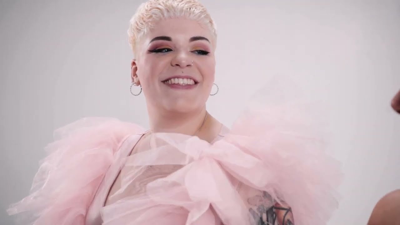 Just Dimi - Liebe hat viele Farben (Offizielles Video)