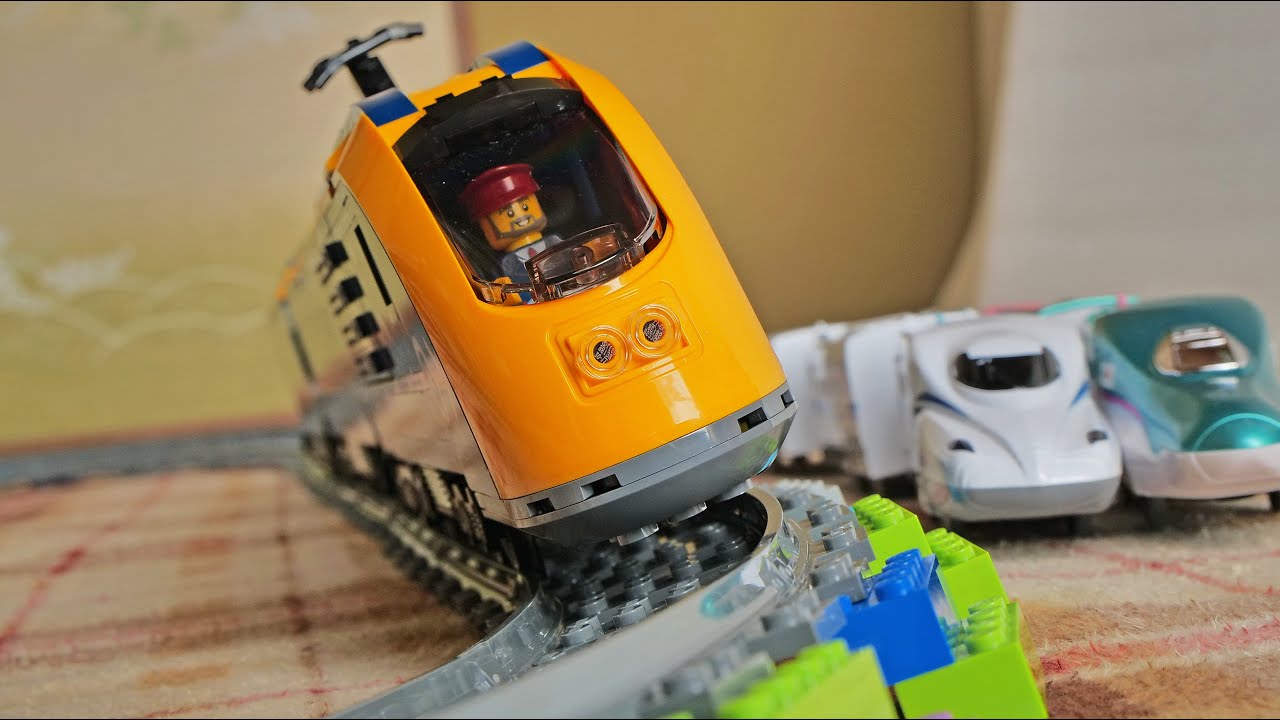 これなら全開速度でも曲がれる？　LEGO　レゴ　ハイスピードトレイン　LEGO　CITYのレールでカントの角度　思いっきりつけてみたｗ