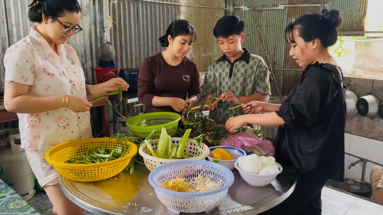 Làm Lẩu Lươn Miền Tây Đãi 2 Cháu-LGDT 