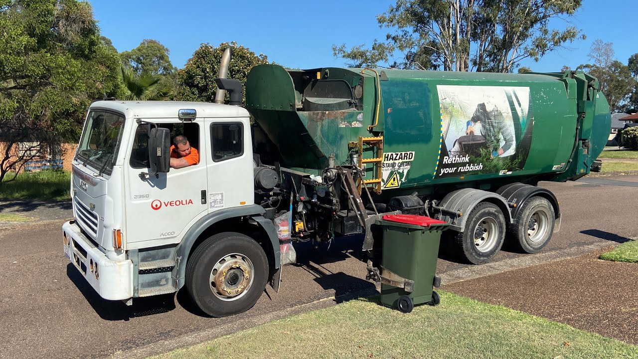 Port Stephens Garbage Truck 859 Ex Brisbane
