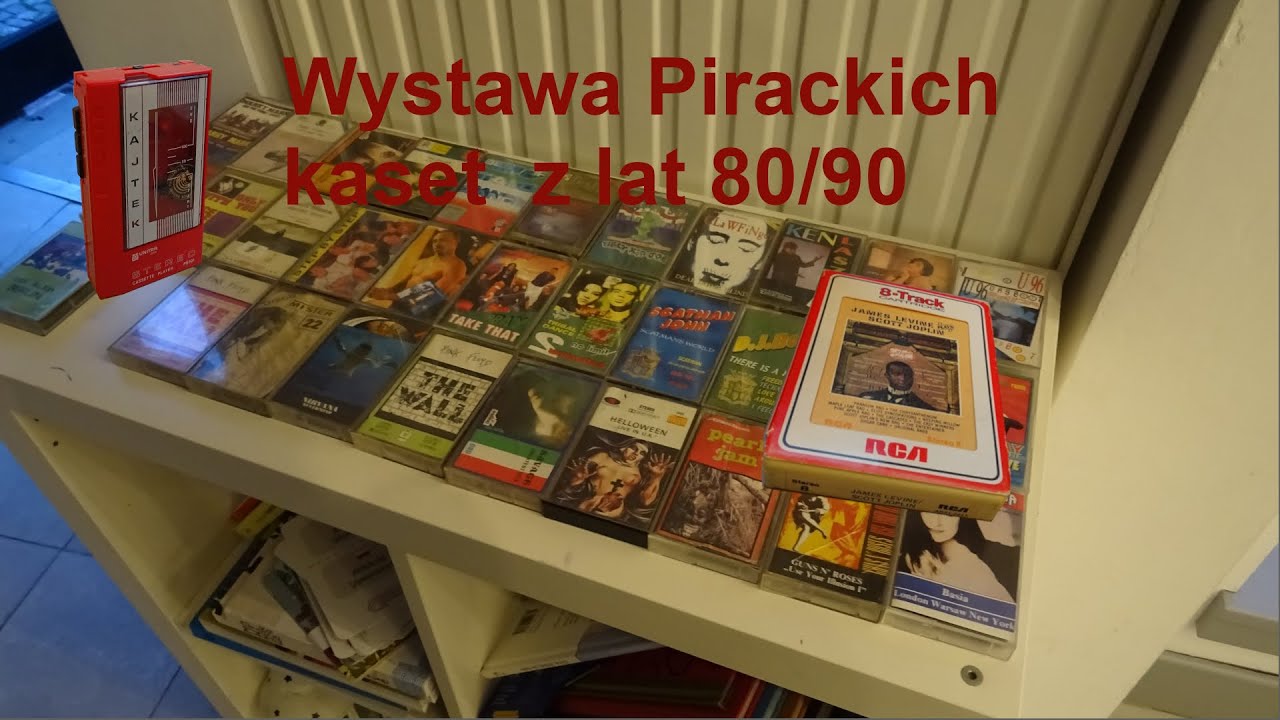 Wystawa pirackich kaset magnetofonowych