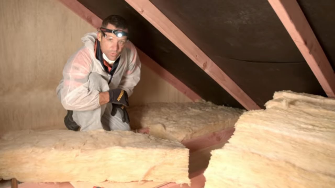 How to Install Ceiling Insulation NZ | Mitre 10 Easy As DIY