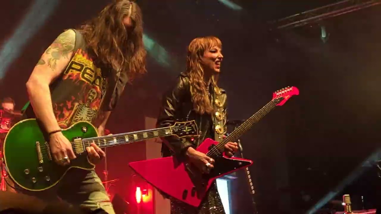 Halestorm - Fallen Star (live)