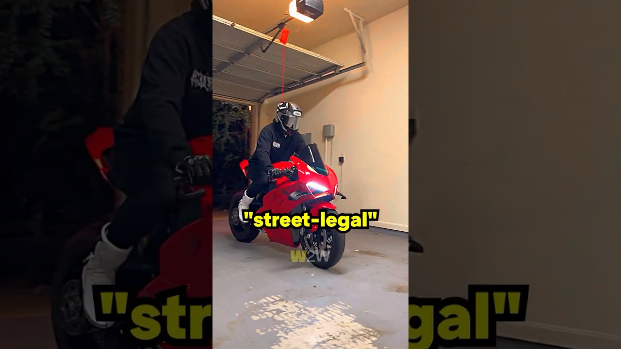 Почему этот Ducati вообще не должен быть допущен к эксплуатации на дорогах общего пользования!