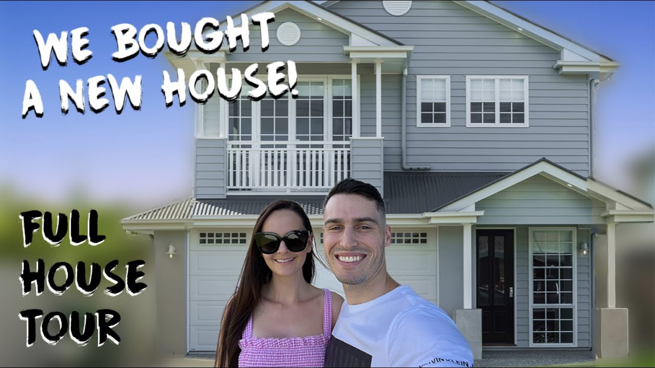 WE BOUGHT A NEW HOUSE!! *Full House Tour*